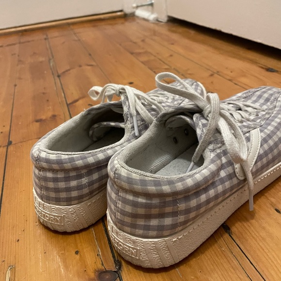 SOLD Tretorn sneakers pastel lilac gangam - Picture 4 of 4